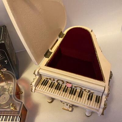 Music boxes