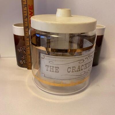 Whistle mugs and cracker container