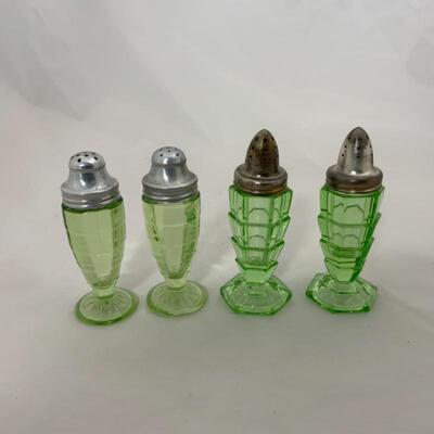.119. Green Depression Glass Salt & Pepper Shakers