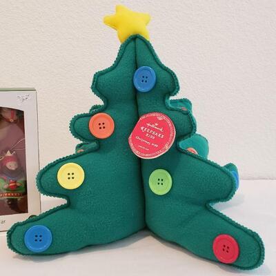 LOT 1: New Soft Christmas Tree and Ornaments