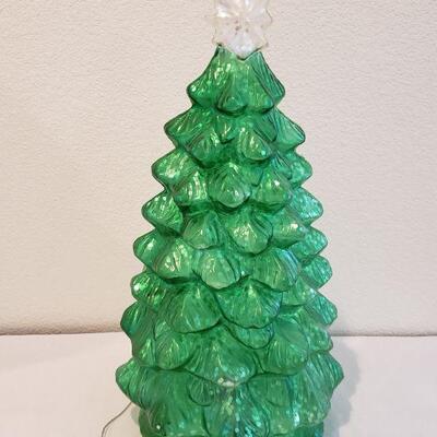 Lot 7: Plastic Light Up Tree