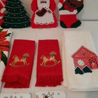 Lot 10: Mixed Christmas Hand Towels and Deco