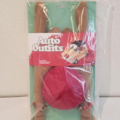 Lot 11: New in Package Rudolph Auto Outfit
