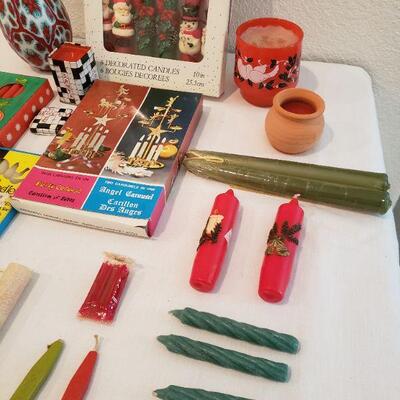 Lot 20: Christmas Vintage Candle lot
