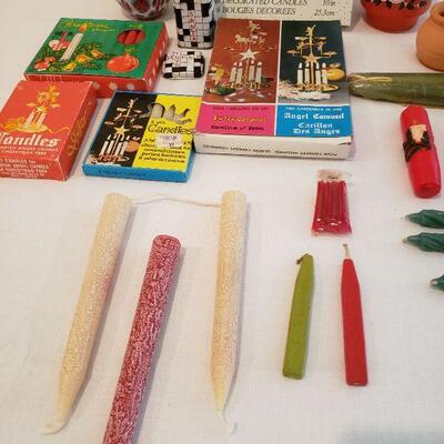 Lot 20: Christmas Vintage Candle lot