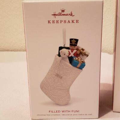 Lot 23: New in Package (4) Hallmark Ornaments lot
