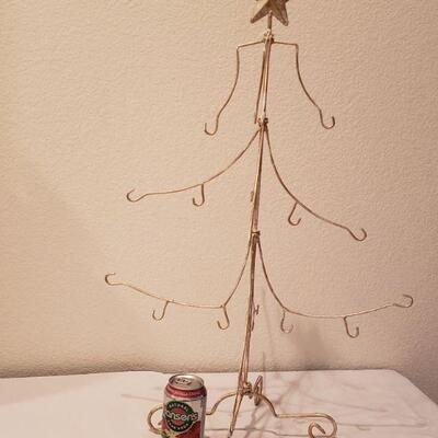 Lot 25: Metal Ornament Tree