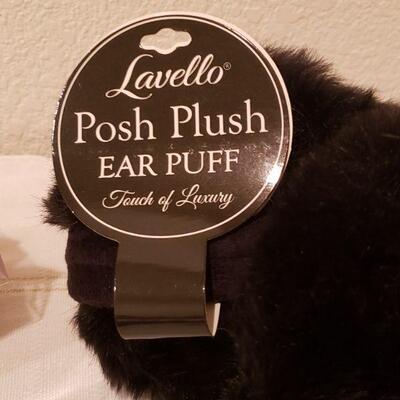 Lot 40: New Mittens, Fluffy Earmuffs & Bath Fizzers