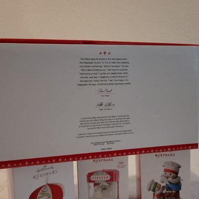 Lot 52: Assorted HALLMARK Ornaments