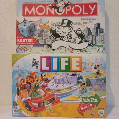 Lot 56: BRAND NEW Board Games LIFE and MONOPOLY