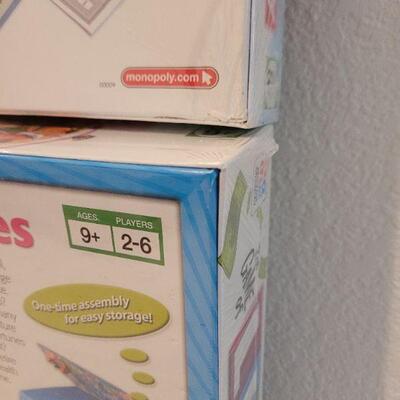 Lot 56: BRAND NEW Board Games LIFE and MONOPOLY