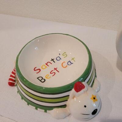 Lot 59: (2) New CHRISTMAS Theme CAT Food/Water Bowls