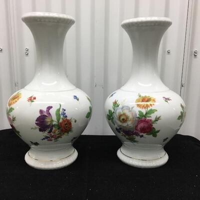 Pair of Vintage German Porcelain Vases Bayreuther WALDASSEN 13â€