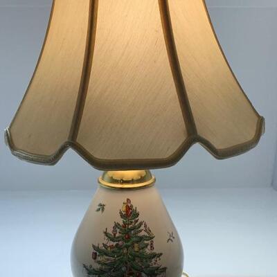 SPODE Christmas ðŸŽ„ Lamp (nearly 2 feet tall @ 23 inches)