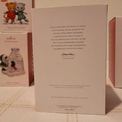 Lot 73: Assorted HALLMARK Ornaments 
