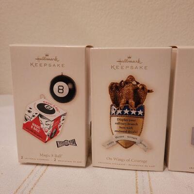 Lot 83: Assorted HALLMARK Ornaments 