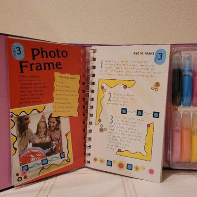 Lot 85: Assorted Children's Art Supplies NEW