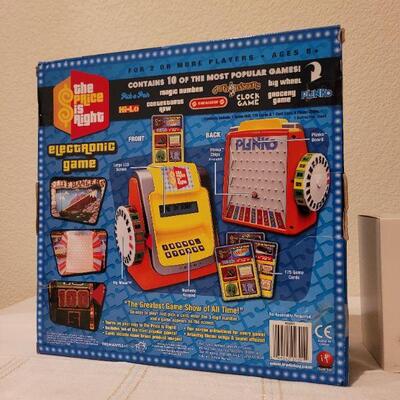 Lot 86: PRICE IS RIGHT Game NEW + HALLMARK 