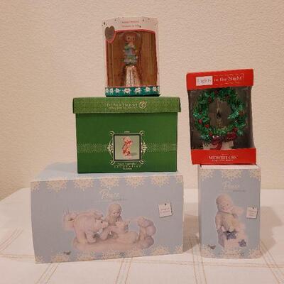 Lot 102: Assorted HALLMARK and Dept. 56 Christmas Ornaments and Figures