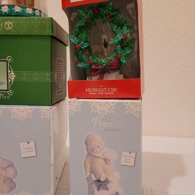 Lot 102: Assorted HALLMARK and Dept. 56 Christmas Ornaments and Figures