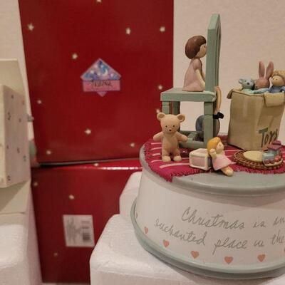 Lot 104: (2) Music Box Christmas Deco Figures