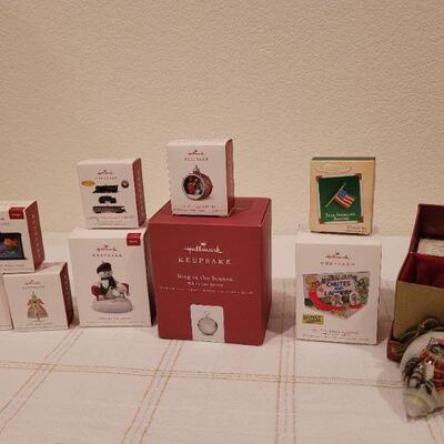 Lot 109: Assorted HALLMARK Christmas Ornaments 