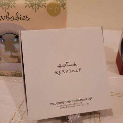 Lot 110: Assorted HALLMARK and Dept 56 Christmas Ornaments Figures