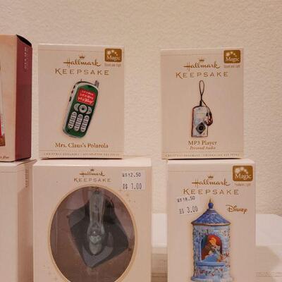 Lot 112: Assorted HALLMARK Christmas Ornaments 