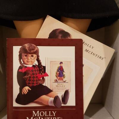 Lot 115: New in Box 1992 "Molly" American Girl Doll 