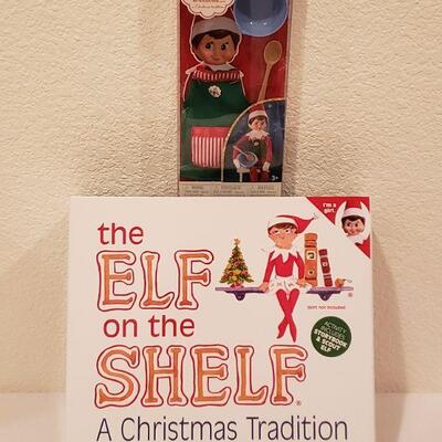 Lot 126:  The Elf on a Shelf - A Christmas Tradition (Girl) & an New Outfit 