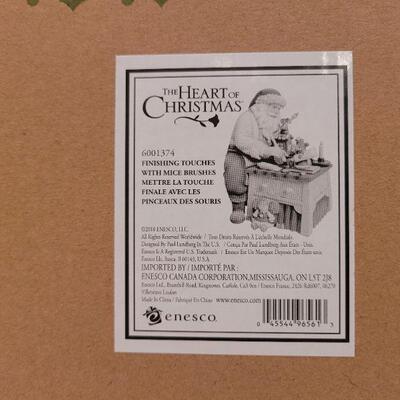 Lot 138: The Heart of Christmas Santa Figure