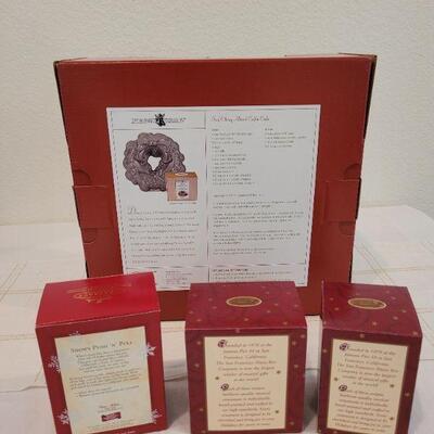 Lot 155: Bundt Pan NEW and HALLMARK Christmas Ornaments