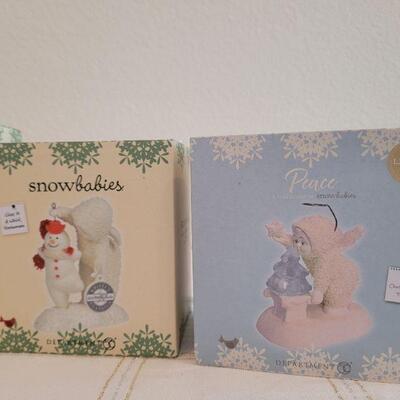 Lot 159: Dept. 56 SnowBabies Christmas Figures 