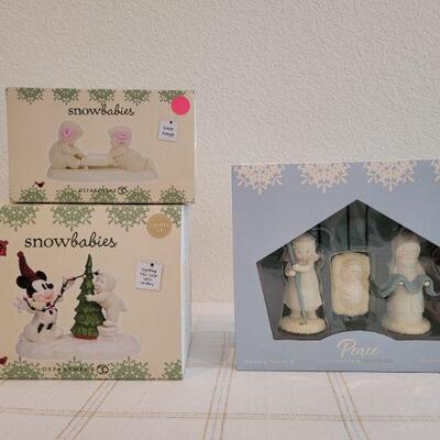 Lot 164: Dept. 56 SnowBabies Christmas Figures 