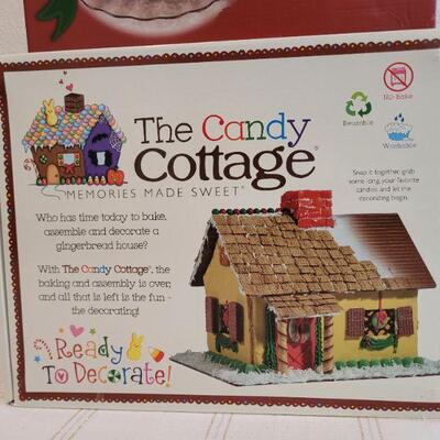 Lot 167: NEW Candy Cottage and BUNDT Pan