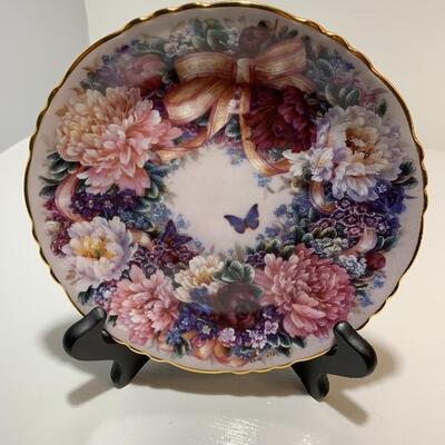 â€œCircle of Loveâ€, limited by The Bradford Exchange 