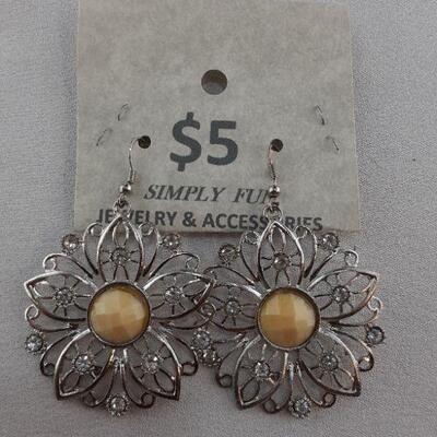 Yellow Center Flower Earrings