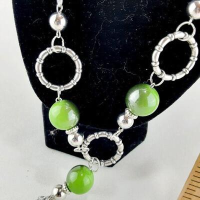 Silvertone Necklace Green Beads