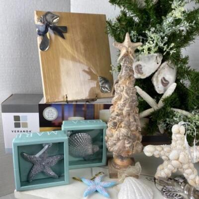K - 103. Mariposa Ornaments & Oyster/Starfish Wreath