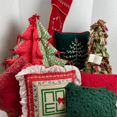K - 114  Handmade Linen Lot & April Cornell Smocked Christmas Tree