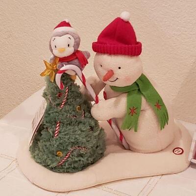 Lot 216: NEW Christmas Memories Book and Animated Snowman 