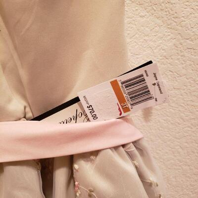 Lot 222: NEW (3) Dresses 3T