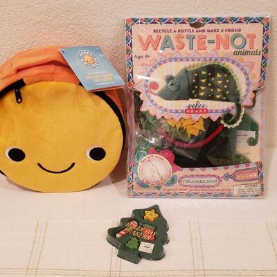 Lot 227: NEW Gift Lot