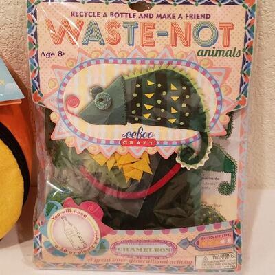 Lot 227: NEW Gift Lot