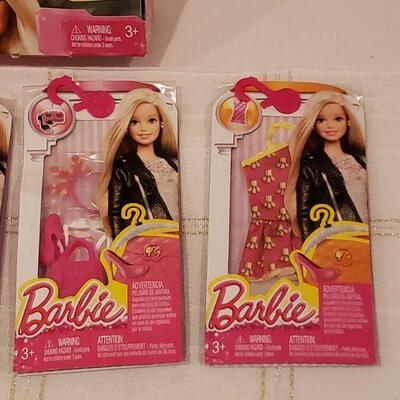Lot 230: NEW October Barbie and 4 Accessories Packages 