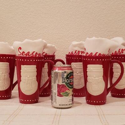 Lot 244: NEW Hallmark Snowman Mugs and Napkins (6)