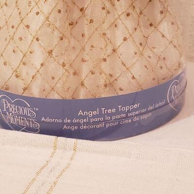 Lot 248: NEW Precious Moments Tree Topper & Cross