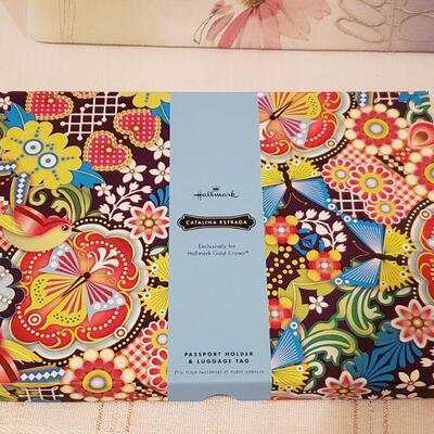 Lot 267: NEW Gift lot