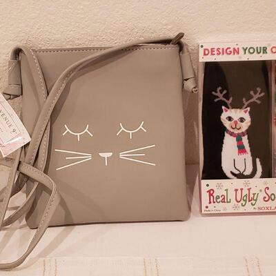 Lot 268: NEW Purse and Socks
