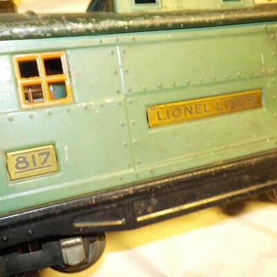 4- pre-war Lionel Trains....